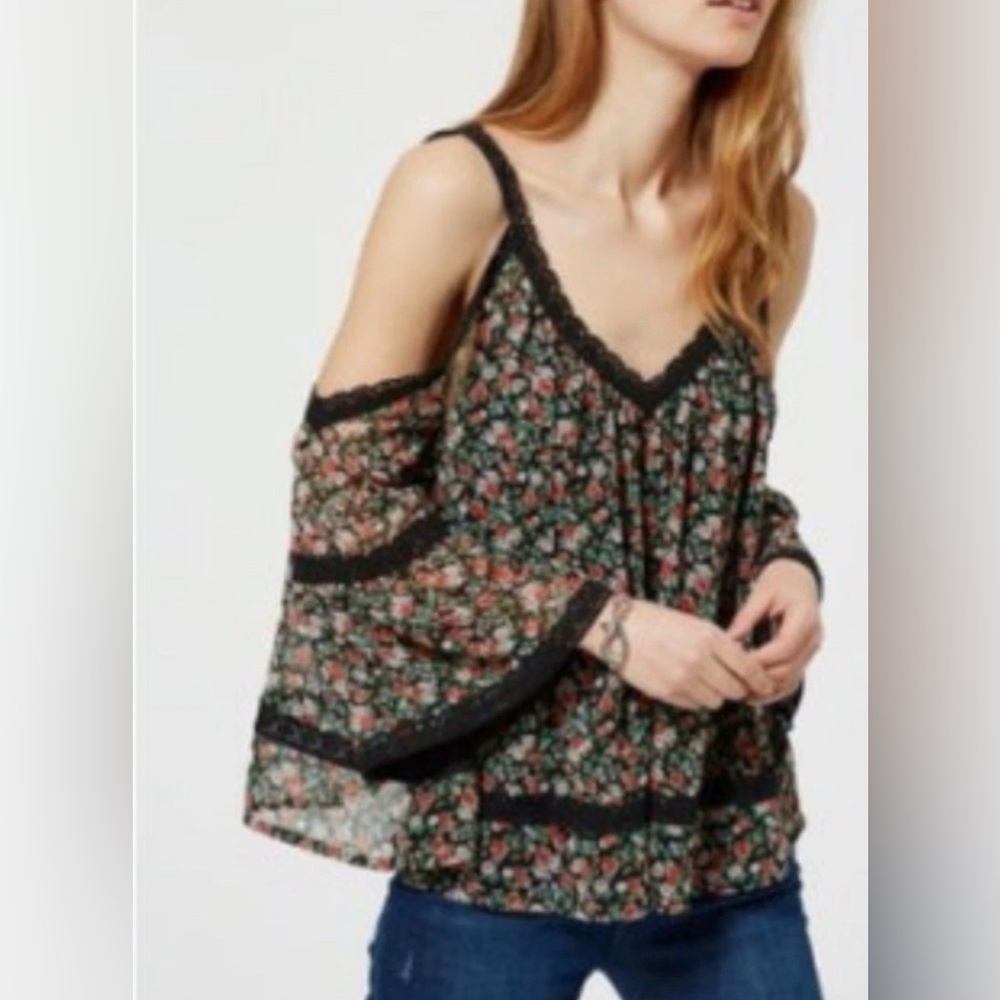 Rebecca Minkoff Deneuve Floral Cold Shoulder Blouse Size XXS Red Bell Sleeve